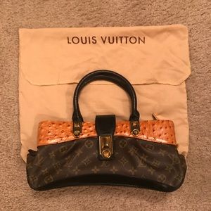 Lv purse
